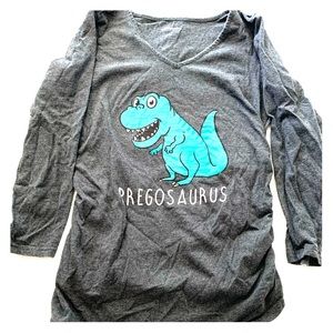 Maternity 3/4 sleeve top